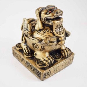 Feng Shui Brass Fu Dog Guardian Of Wealth And Negativity Good For Entrances Of Businesses And Homes  (A Symbol Of Loyalty And Guardianship) YC-FUD02