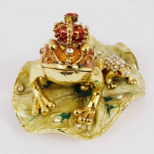 Hand painted Bejeweled Wish Fulfilling King Frog with Prince Frog Figurine on Water Lily Pad Trinket Box Gold Orange finish with pearls prosperity symbol YHX-GDRF04